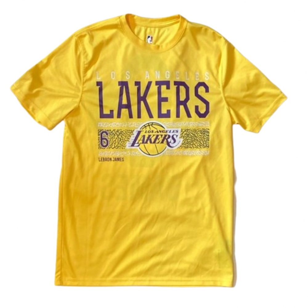 LA LAKERS YELLOW T SHIRT LEBRON JAMES short sleeved medium crewneck